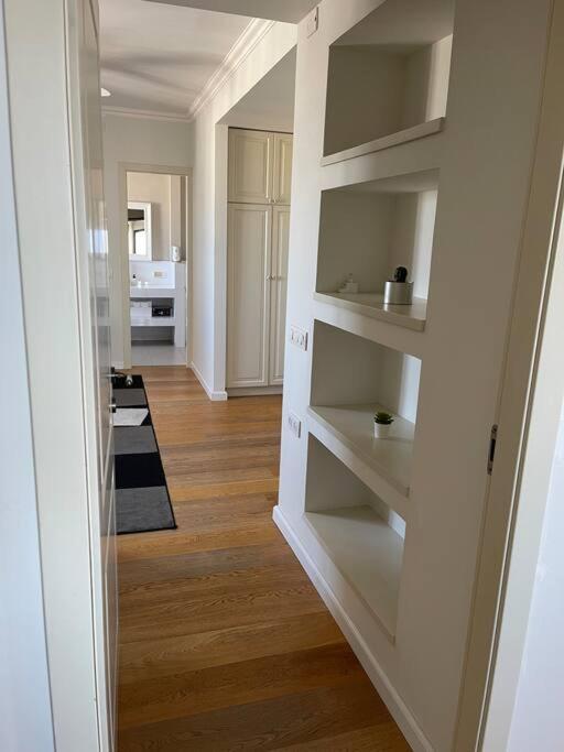 Appartamento Beautiful Penthouse W/Amazing View, Prime Location Ramat Gan Esterno foto