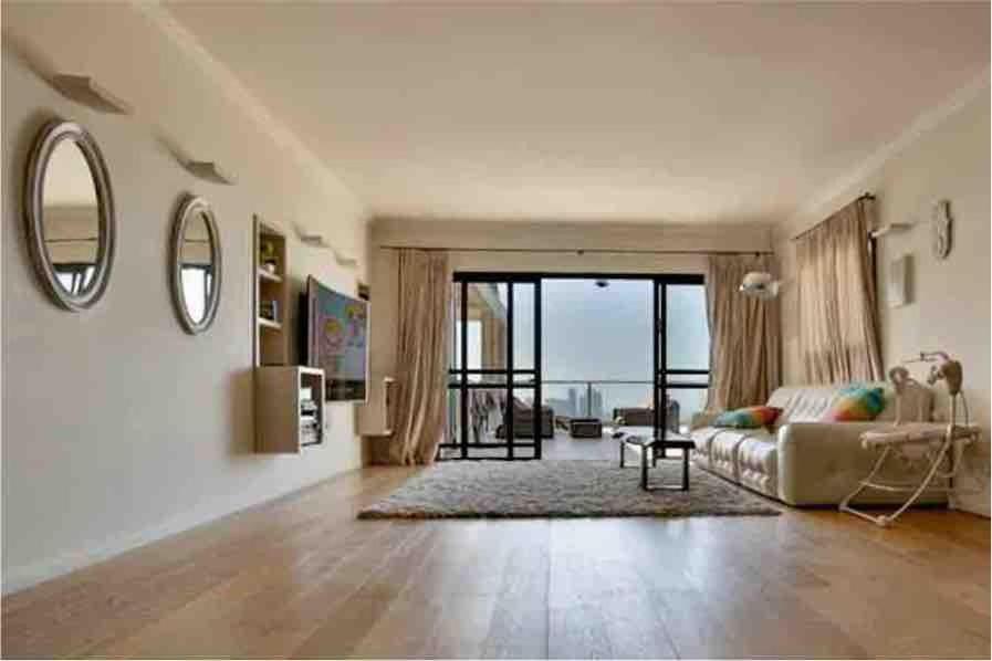 Appartamento Beautiful Penthouse W/Amazing View, Prime Location Ramat Gan Esterno foto