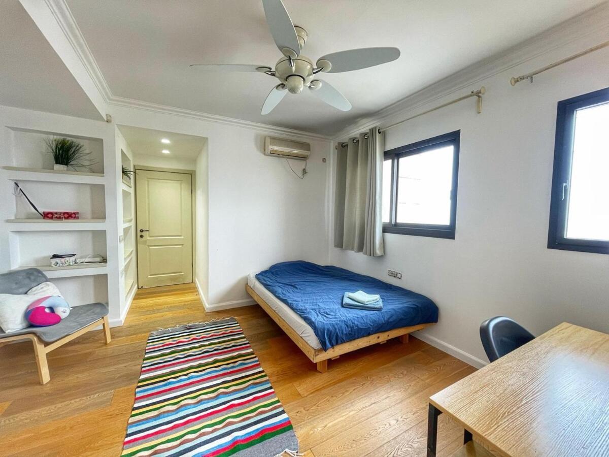 Appartamento Beautiful Penthouse W/Amazing View, Prime Location Ramat Gan Esterno foto