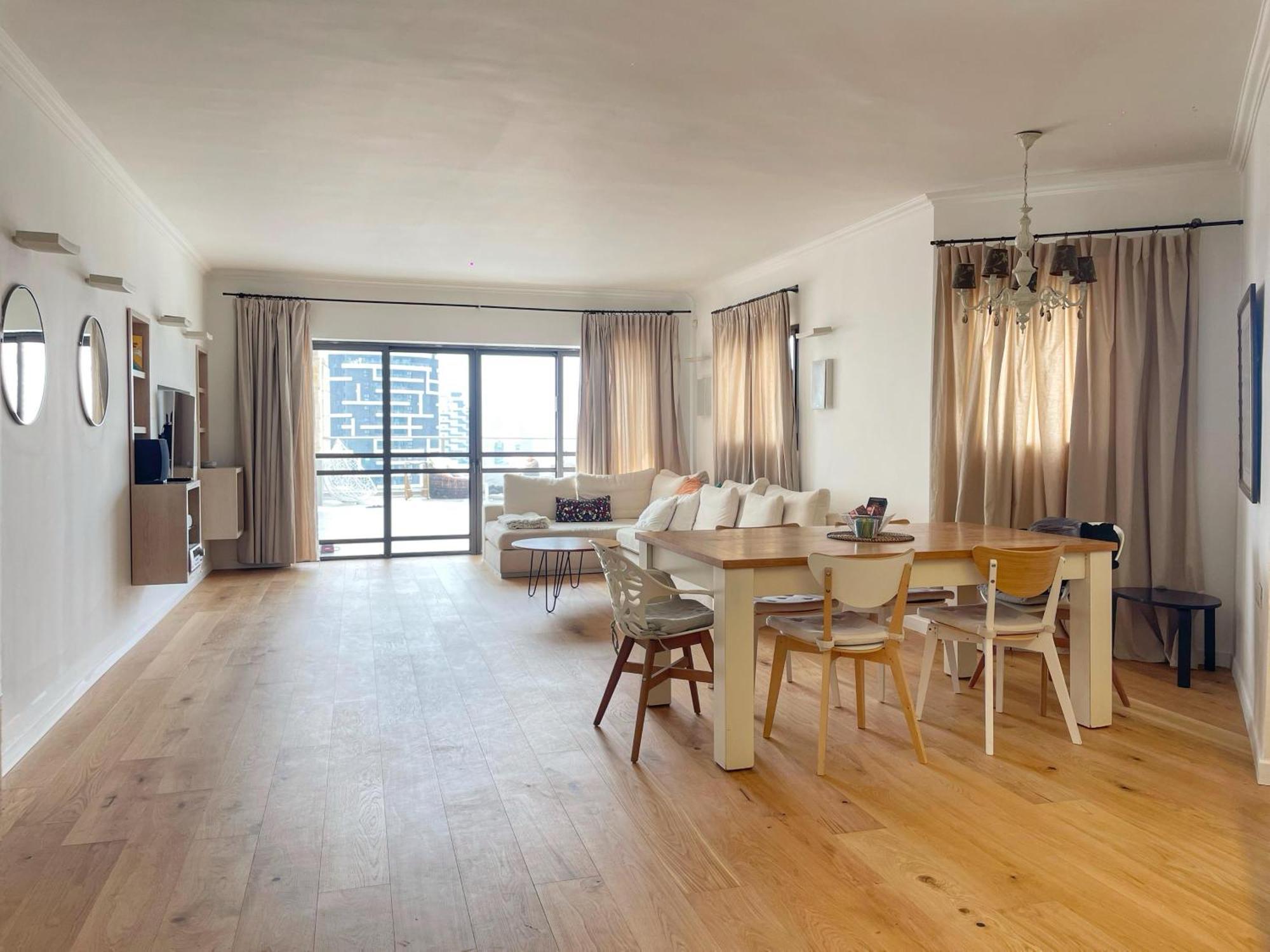 Appartamento Beautiful Penthouse W/Amazing View, Prime Location Ramat Gan Esterno foto